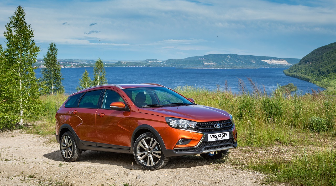 LADA ломает стереотипы: LADA Vesta SW Cross и LADA Vesta SW